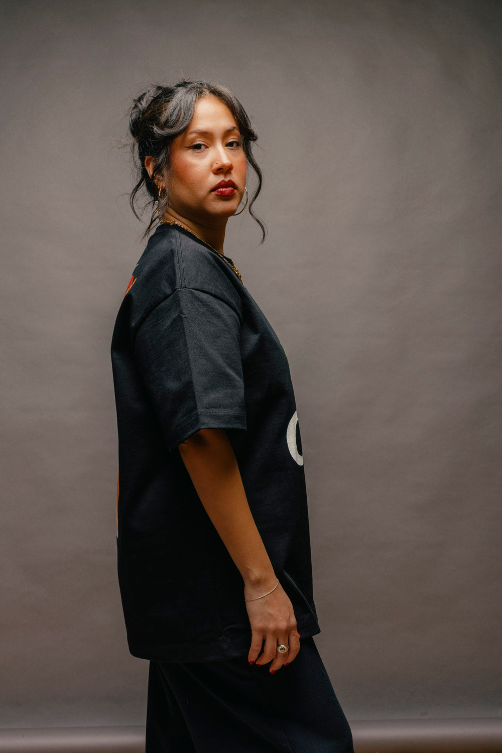 SUPERLUXE: BEE