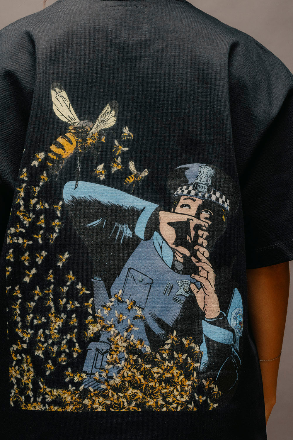 SUPERLUXE: BEE