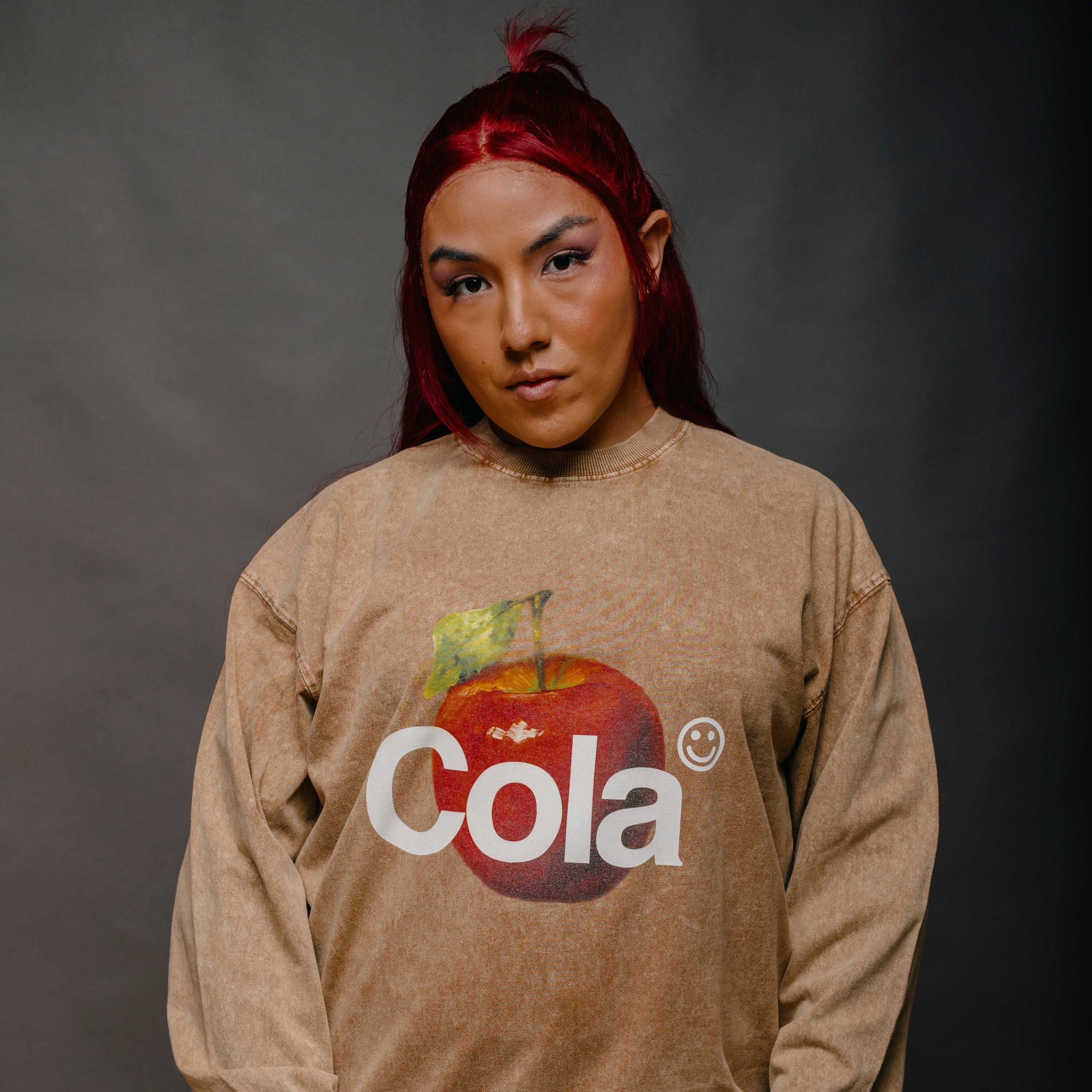 APPLE LONGSLEEVE: ACID WASH