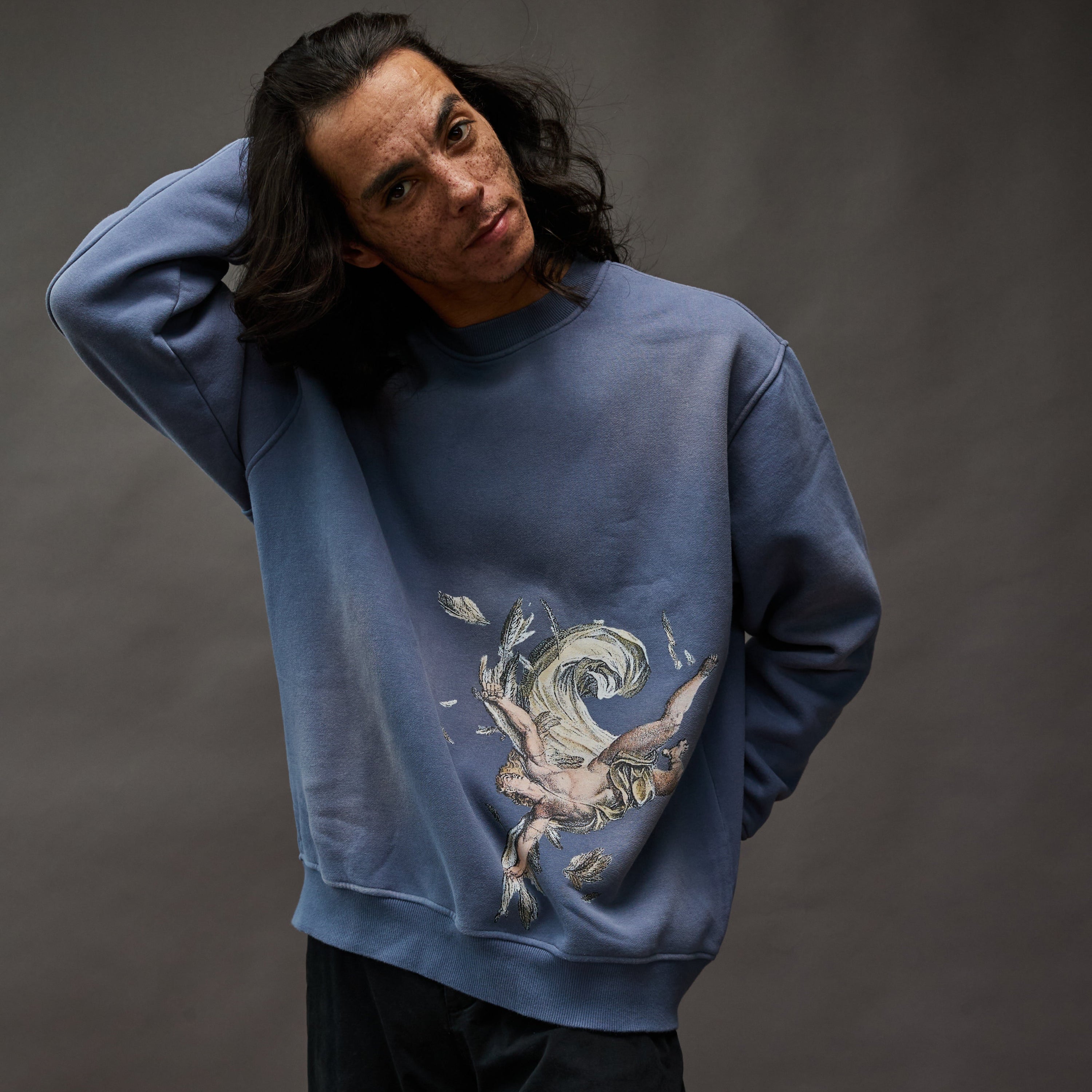ICARUS CREWNECK
